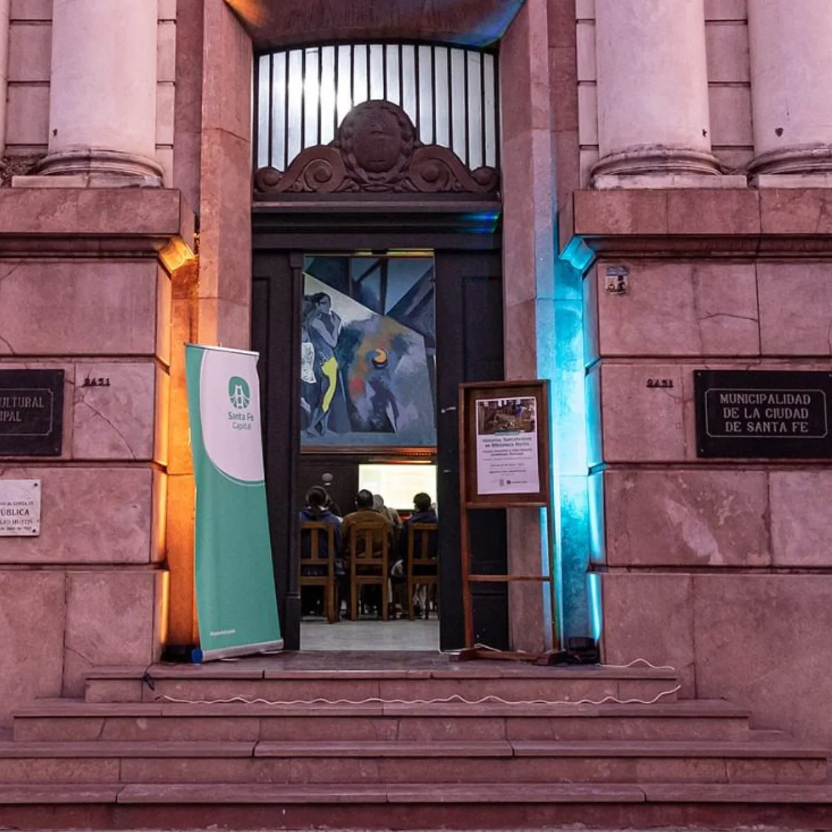 Historias y personajes en Biblioteca Muttis | Literatura policial y crímenes santafesinos