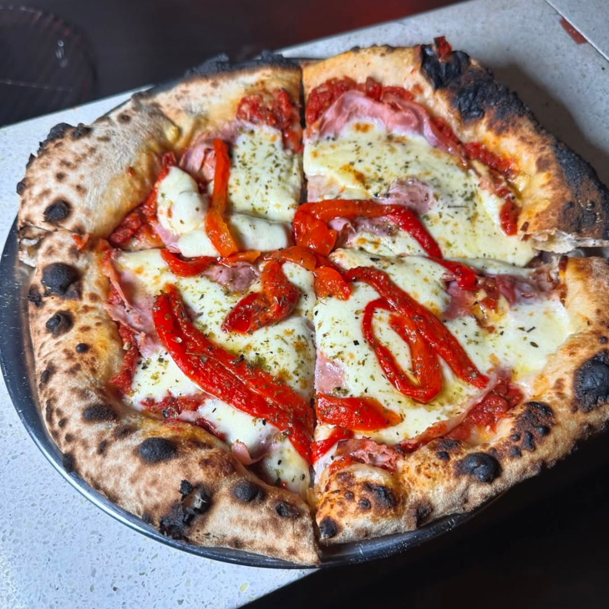 Bienvenida de año en Diva Pizza