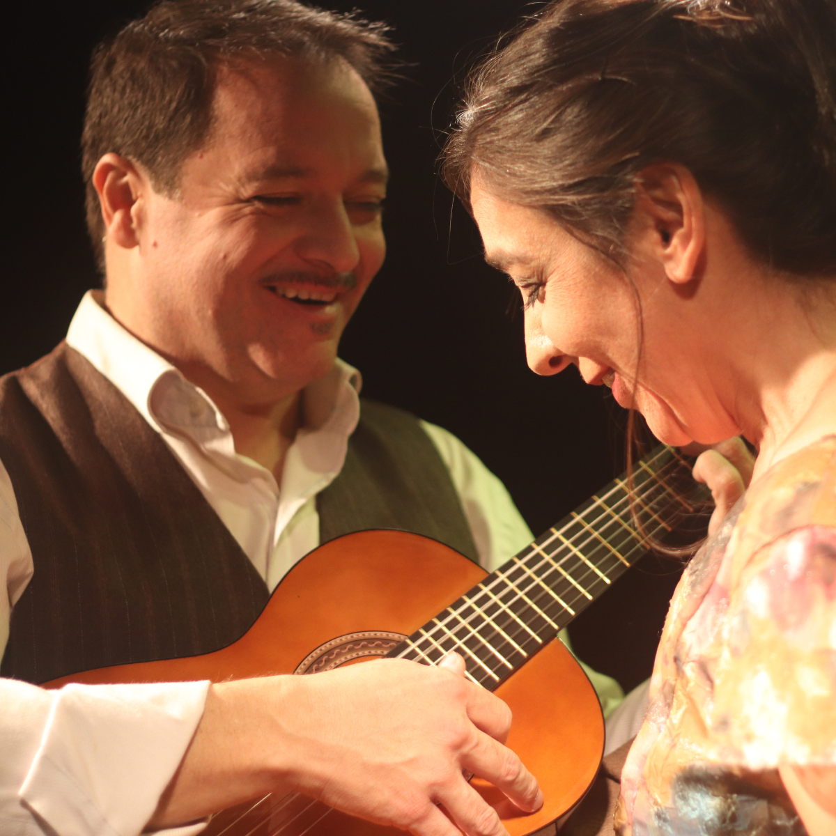 Teatro en el Anfi | Como encendida